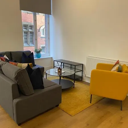 1 2 Bedrooms, Sleeps X 6 * York