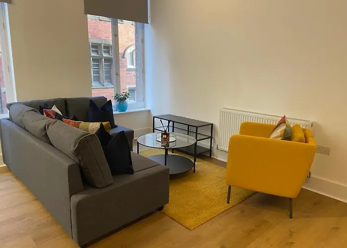 1 2 Bedrooms, Sleeps X 6 * York