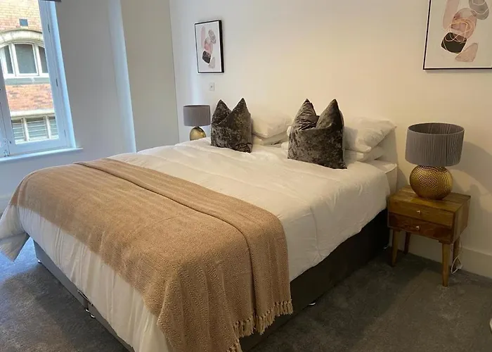 Holiday home 1 2 Bedrooms, Sleeps X 6 *